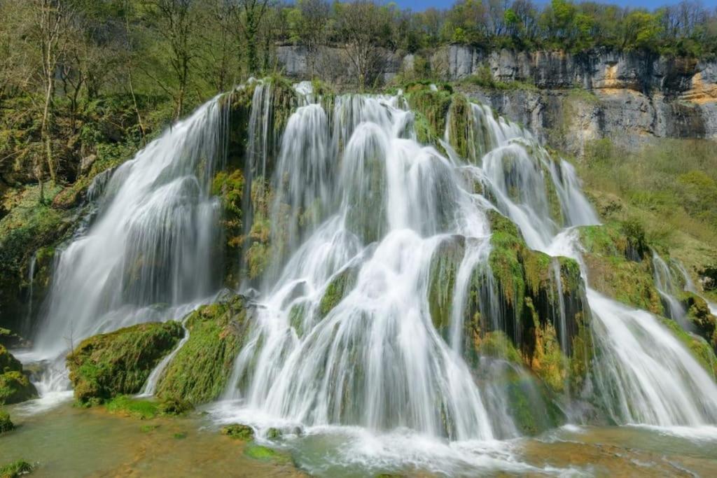 Gite De La Croix Du Dan Полиньи Экстерьер фото
